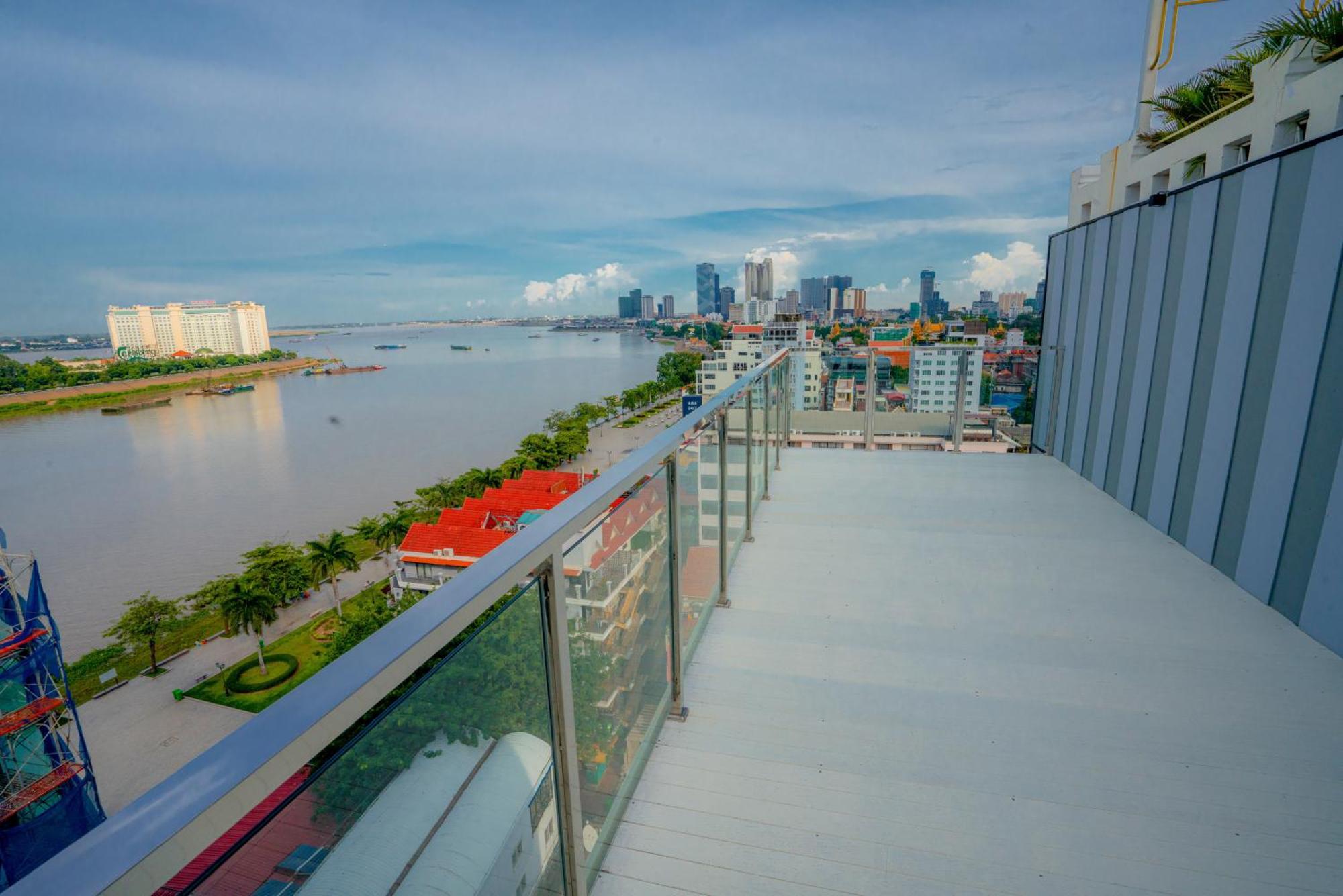 Phuminh Hotel Riverside Phnom Penh Extérieur photo