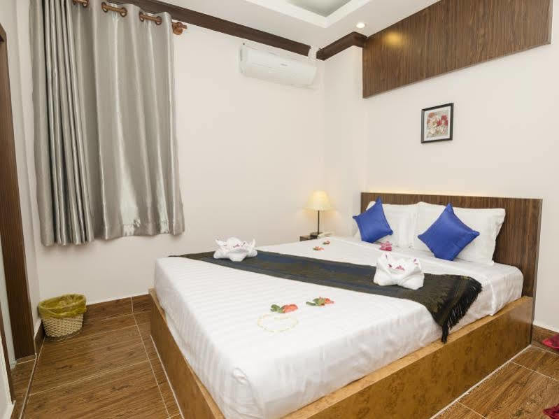 Phuminh Hotel Riverside Phnom Penh Extérieur photo